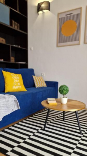 Happy Place Apartment